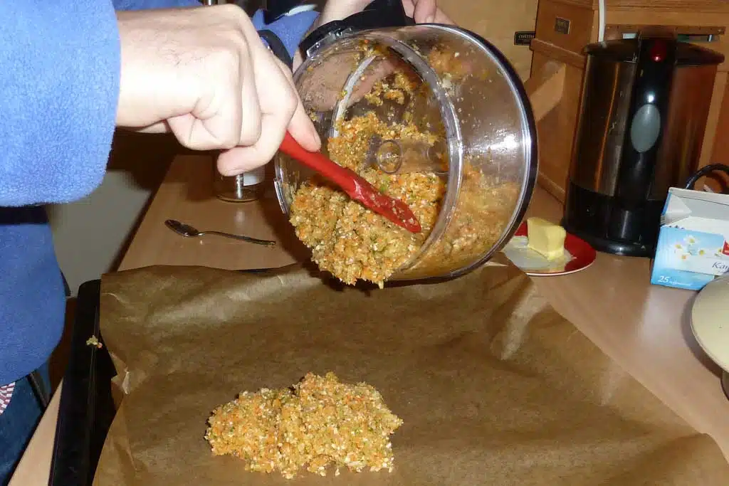 Gemüsebrühe zubereiten