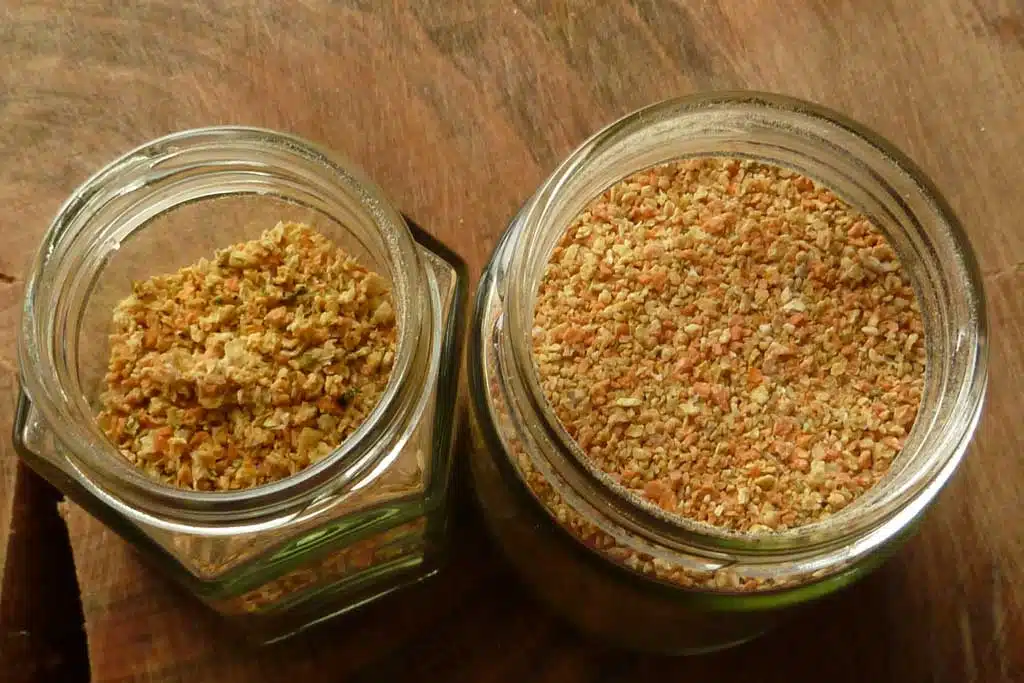 Gemüsebrühe zubereiten